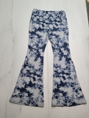 No Boundaries Womens XL 15-17 Tie Dye Flare Leg Pants Blue White Stretch Lounge